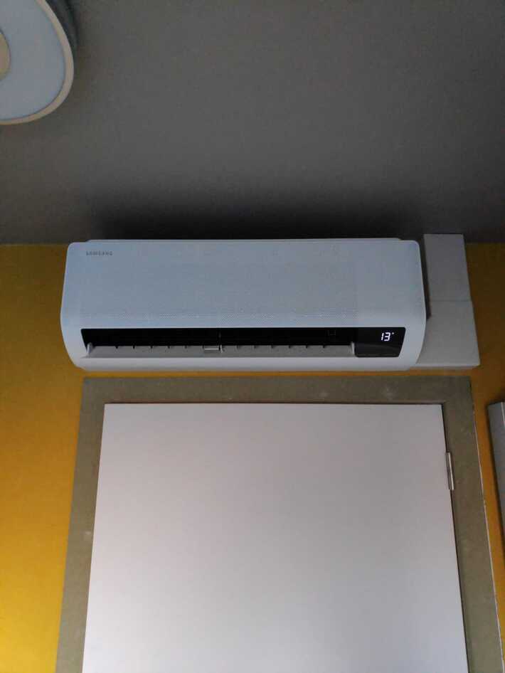 Realisatie Samsung multisplit aircowarmtepomp met 3 binnenunits wind free Comfort in Schonegem te Erpe-Mere