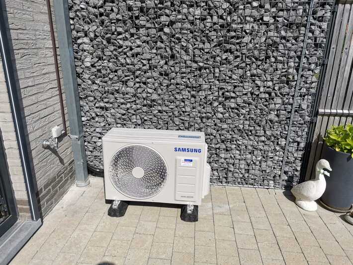 Realisatie Samsung multisplit aircowarmtepomp met 2 binnenunits Wind Free Comfort in Meirveld te Lede