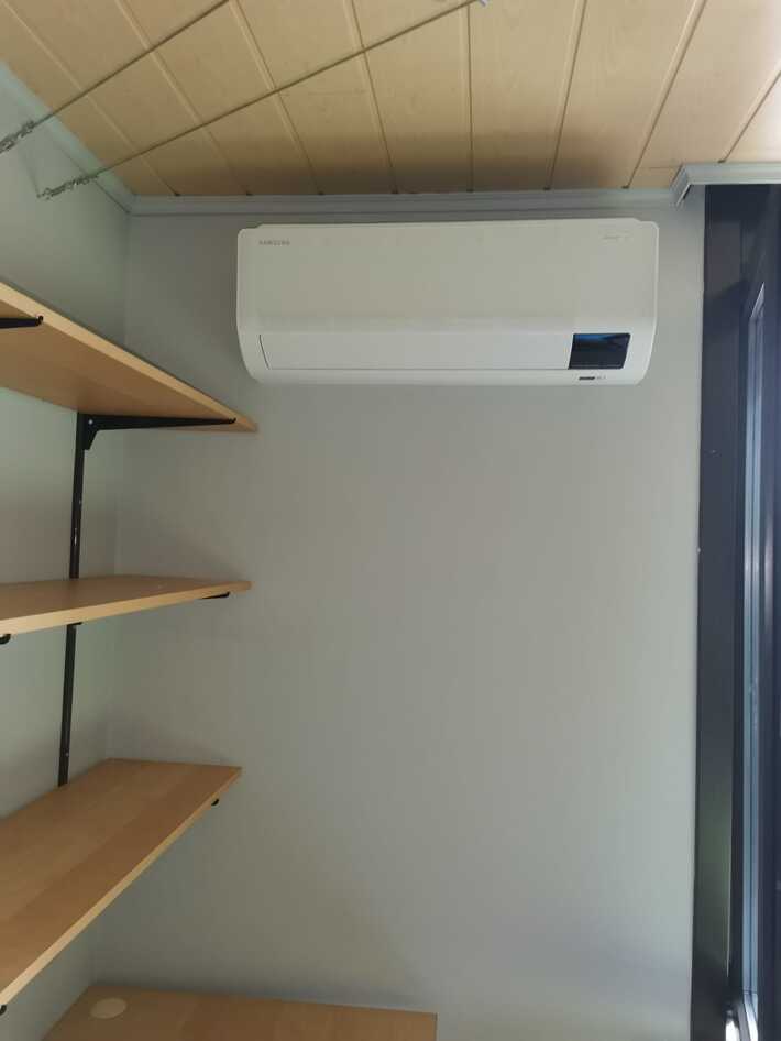 Realisatie Samsung multisplit aircowarmtepomp met 2 binnenunits Wind Free Comfort + Vloermodel te Melle