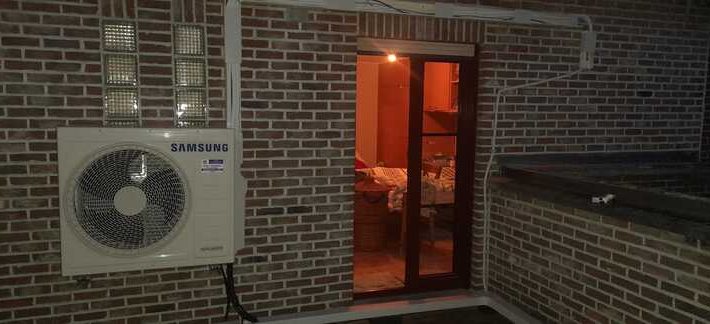 Realisatie Samsung multisplit aircowarmtepomp met 3 binnenunits Wind Free Elite+ Comfort te Wichelen