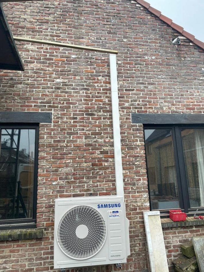 Realisatie Samsung multisplit aircowarmtepomp met 2 binnenunits Wind Free Comfort + Elite te Lede