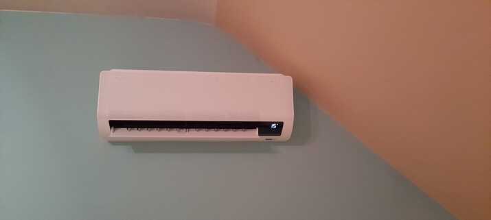 Realisatie Samsung multisplit airco/warmtepomp met 3 binnenunits Wind Free Comfort te Leewerikenlaan in Zellik