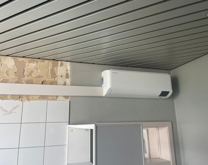 Realisatie Samsung multisplit aircowarmtepomp met 3 binnenunits CEBU + Wind Free Comfort & Elite te Ninove