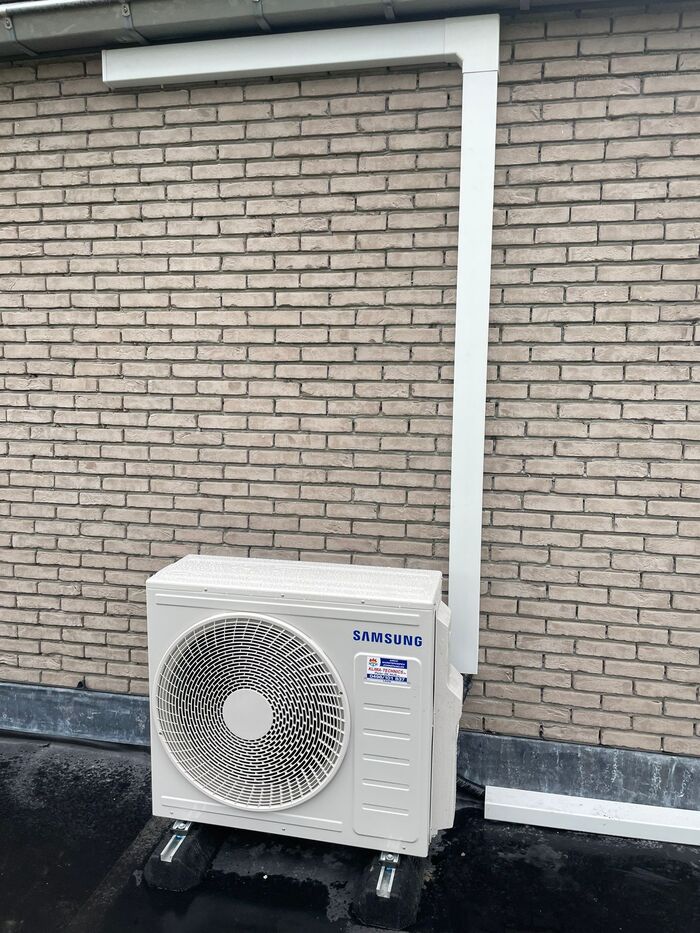 Realisatie Samsung multisplit aircowarmtepomp met 3 binnenunits Wind Free Comfort te Opwijkse steenweg in Moorsel