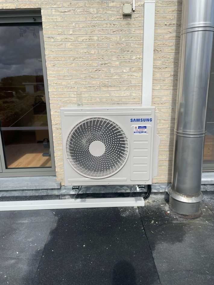 Realisatie Samsung multisplit aircowarmtepomp met 2 binnenunits Wind-Free Comfort te Impe