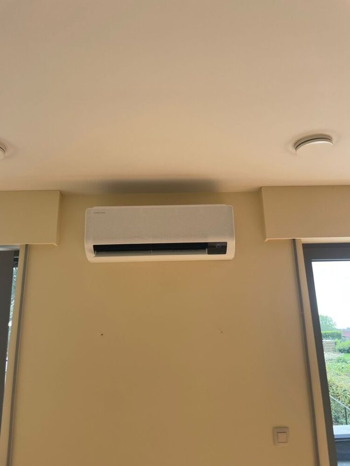 Realisatie Samsung multisplit aircowarmtepomp met 2 binnenunits Wind-Free Comfort te Impe