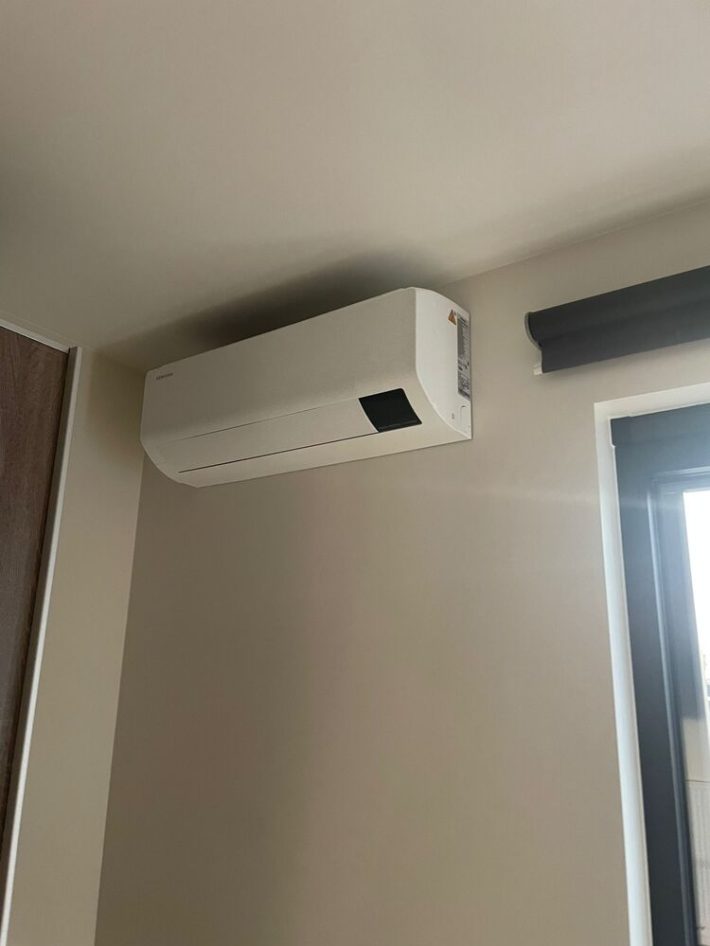 Realisatie Samsung multisplit aircowarmtepomp met 3 binnenunits Wind-Free Comfort Gent