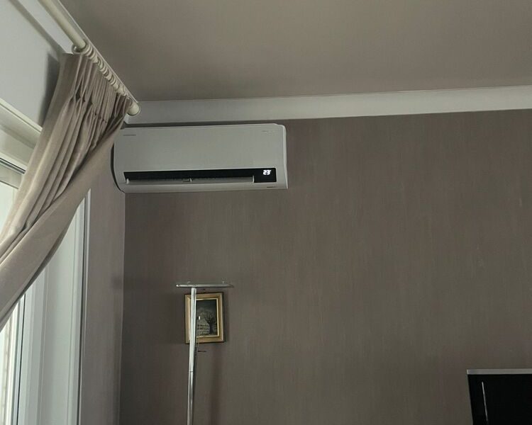 Realisatie Samsung multisplit airco/warmtepomp met 2 binnenunits  Wind-Free Comfort Zottegem