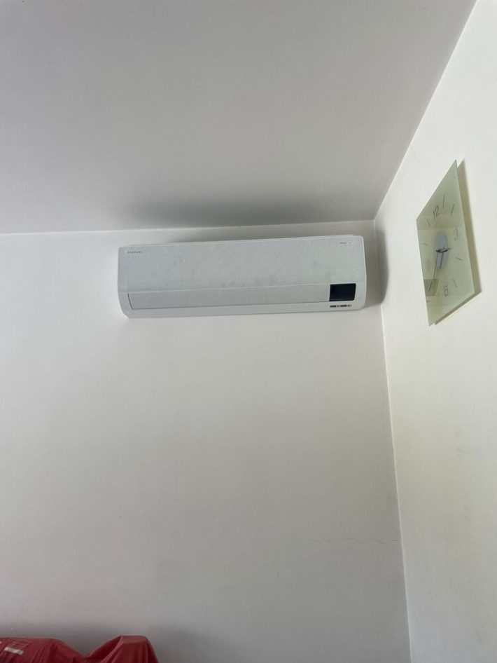 Hier heeft Klimatechnics een Samsung multisplit aircowarmtepomp met 4 binnenunits te Bambrugge gerealiseerd.