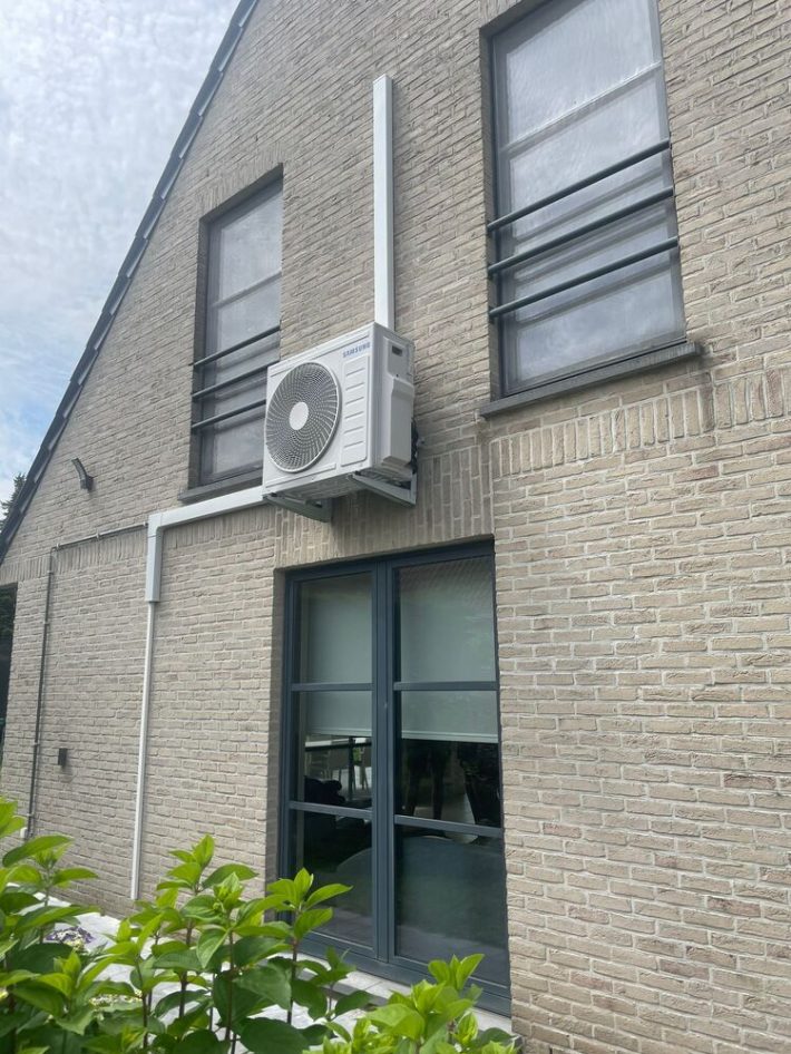 Realisatie Samsung multisplit aircowarmtepomp met 3 binnenunits te Woubrechtegem