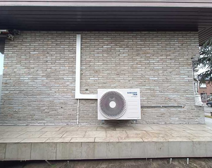 Realisatie Samsung single split aircowarmtepomp Wind Free Comfort te Berlare