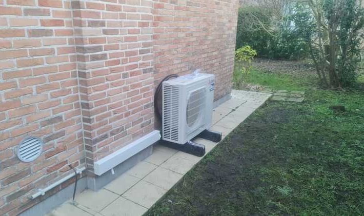 Realisatie Mitsubishi multisplit aircowarmtepomp met 2 binnenunits te Lede