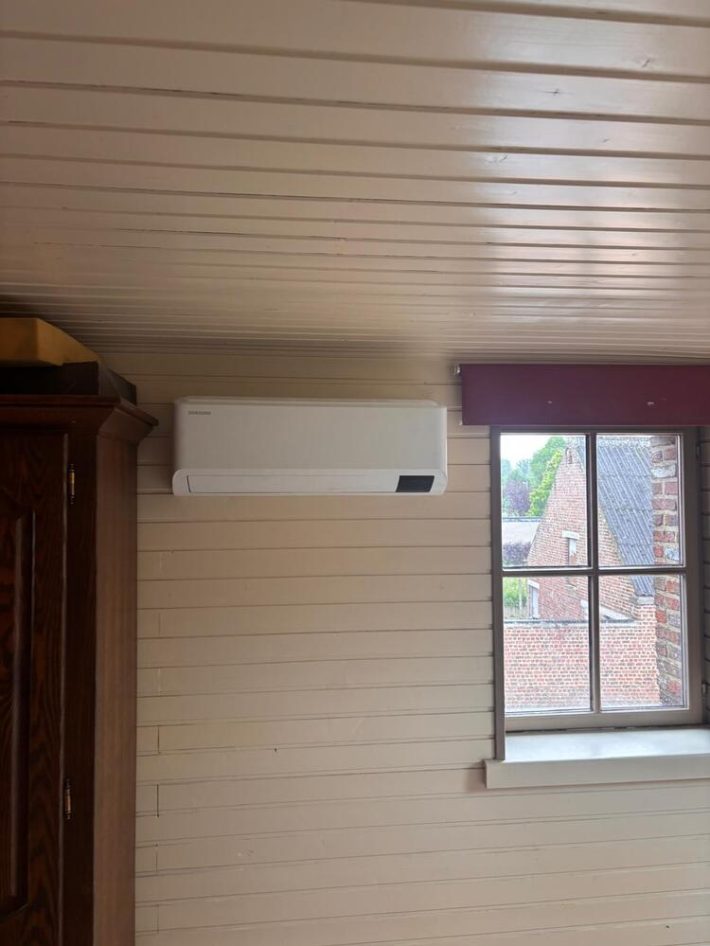 Realisatie Samsung multisplit aircowarmtepomp met 2 binnenunits te Erpe-Mere