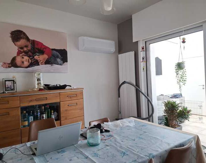 Realisatie Samsung multisplit aircowarmtepomp met 5 binnenunits te Roosdaal