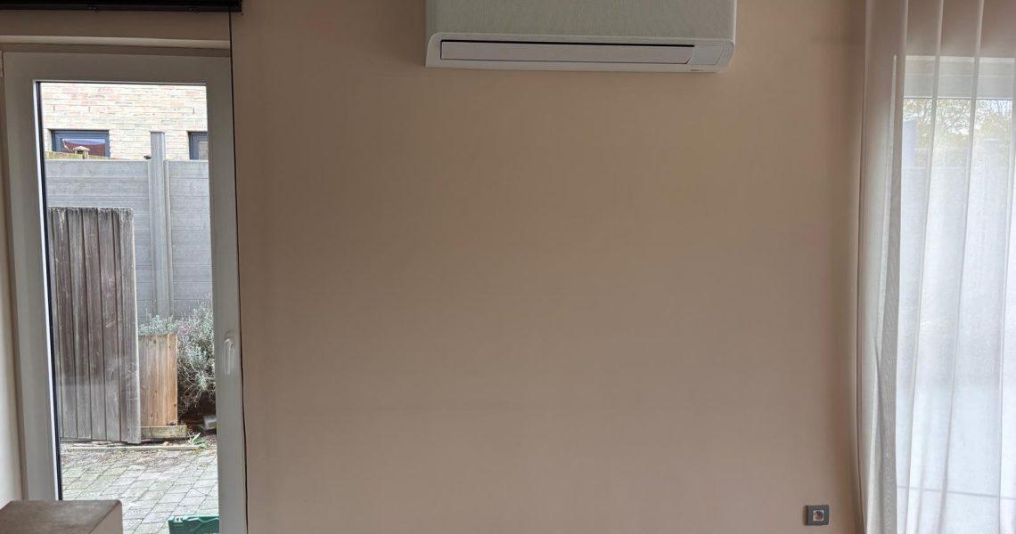 Realisatie Samsung multisplit airco/warmtepomp met 2 binnenunits  Wind Free Comfort  te Vlierzele
