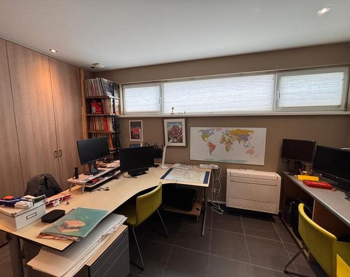 Realisatie Mitsubishi multisplit aircowarmtepomp met 4 binnenunits te Berlare (1)