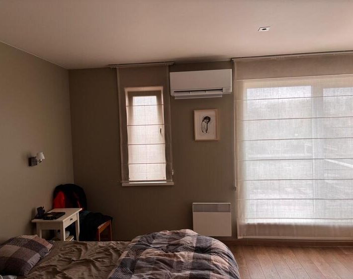 Realisatie Mitsubishi multisplit aircowarmtepomp met 4 binnenunits te Berlare (1)