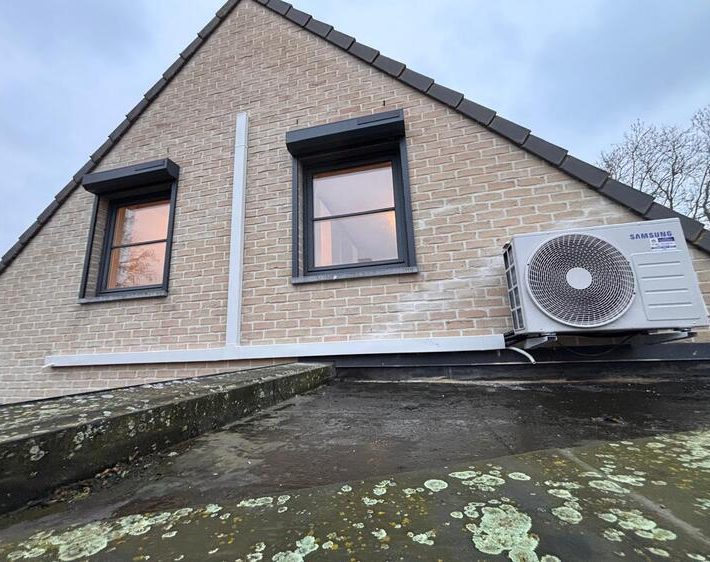 Realisatie Samsung multisplit aircowarmtepomp met 3 binnenunits Wind Free Comfort te Wetteren