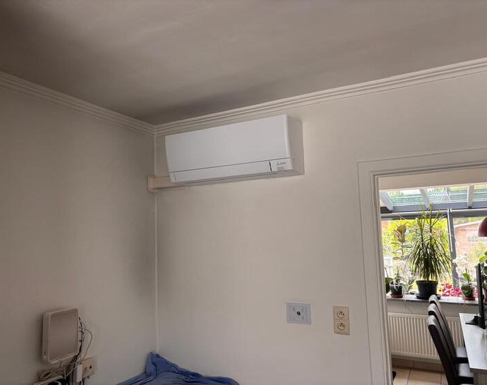 Realisatie Mitsubishi multisplit aircowarmtepomp met 2 binnenunits te Berlare