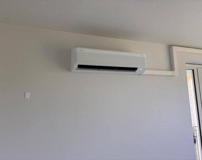 Realisatie Samsung multisplit aircowarmtepomp met 2 binnenunits Wind Free Comfort te Zwijnaarde